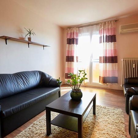 Egyetemvaros - A. Apartman Pecs Luaran gambar